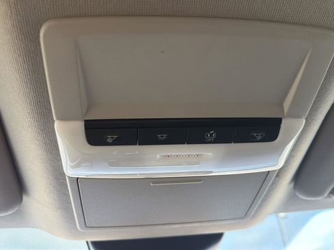 Used 2025 Nissan Sentra SV w/ All-Weather Package FWD image 12