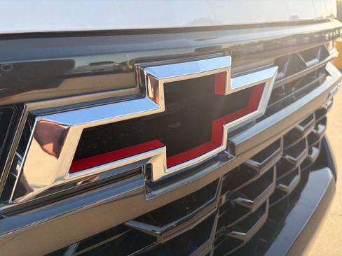 New 2026 Chevrolet Silverado 1500 ZR2 AWD/4WD image 9