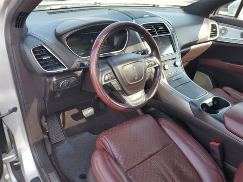 Used 2019 Lincoln Nautilus Black Label image 19