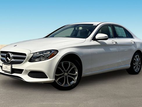 Used 2015 Mercedes-Benz C 300 4MATIC Sedan image 3