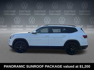 Used 2024 Volkswagen Atlas SE w/ Panoramic Sunroof Package FWD video 2