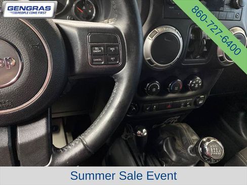 Certified 2017 Jeep Wrangler Unlimited Sahara w/ Connectivity Group AWD/4WD image 21