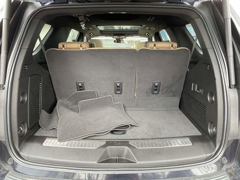 Used 2023 Chevrolet Tahoe Premier image 11