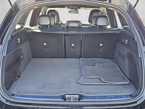 Certified 2025 Mercedes-Benz GLC 300 image 6