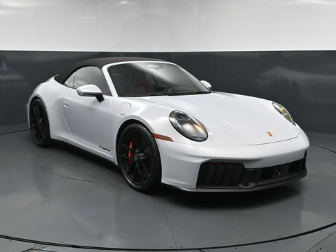 Used 2026 Porsche 911 Carrera GTS RWD image 12