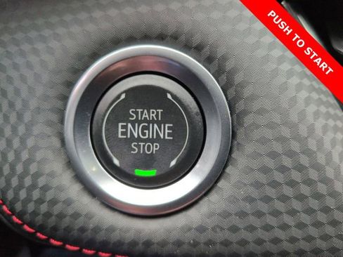 Certified 2025 Chevrolet Equinox RS image 17