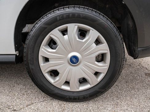 Used 2021 Ford Transit Connect XL image 9