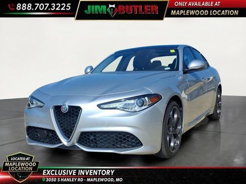 Used 2018 Alfa Romeo Giulia Ti Sport w/ Quick Order Package 22S Sport AWD/4WD image 1