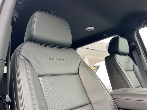 New 2026 GMC Yukon XL Denali RWD image 16