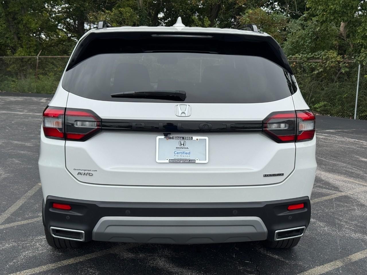 Certified 2025 Honda Pilot Touring image 6