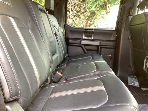 Used 2021 Ford F350 Platinum image 4