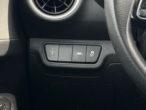 Used 2021 Kia Forte LXS FWD image 21