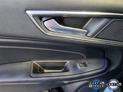 Certified 2022 Ford Edge Titanium image 28