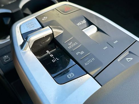 New 2026 BMW X1 xDrive28i w/ Technology Package image 14