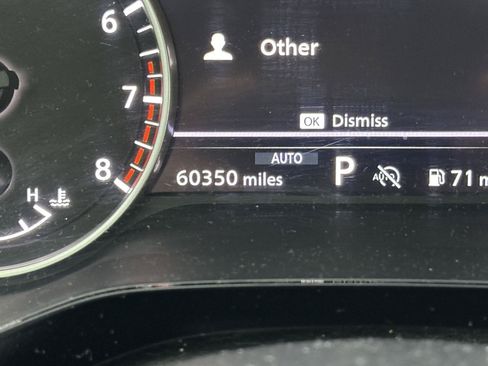 Used 2024 Nissan Pathfinder SV AWD/4WD image 14
