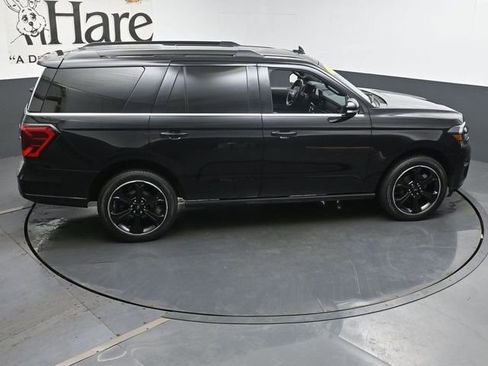 Used 2024 Ford Expedition Limited AWD/4WD image 41