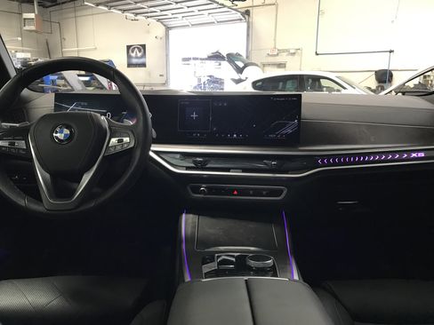 Used 2026 BMW X5 xDrive40i image 17