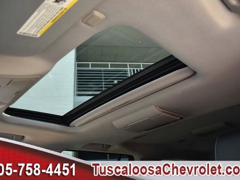 Certified 2016 Chevrolet Suburban LTZ RWD image 25