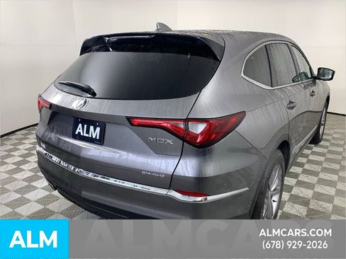 Used 2022 Acura MDX SH-AWD image 9