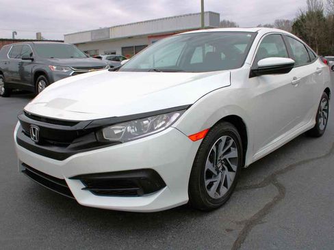 Used 2017 Honda Civic EX image 1