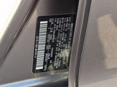 Used 2020 Nissan Rogue Sport SV image 27