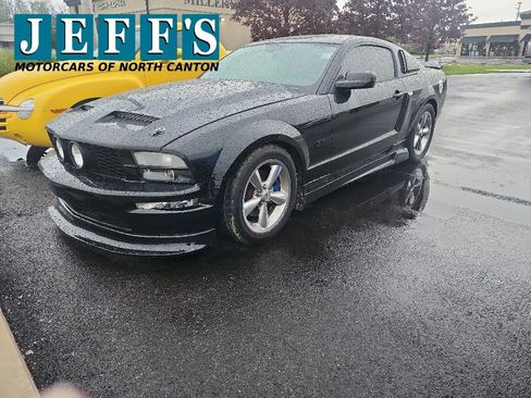 Used 2006 Ford Mustang GT RWD image 1