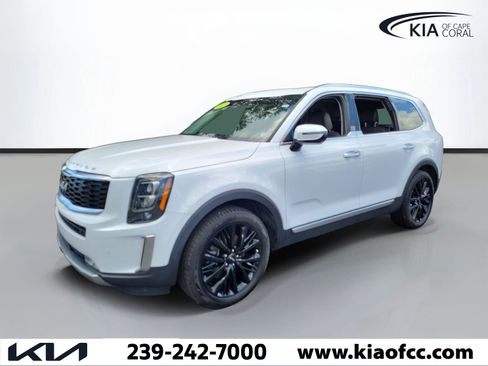 Used 2022 Kia Telluride SX w/ Towing Package FWD image 3