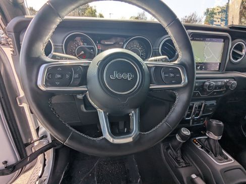 Used 2022 Jeep Wrangler Unlimited Sahara w/ LED Lighting Group image 31