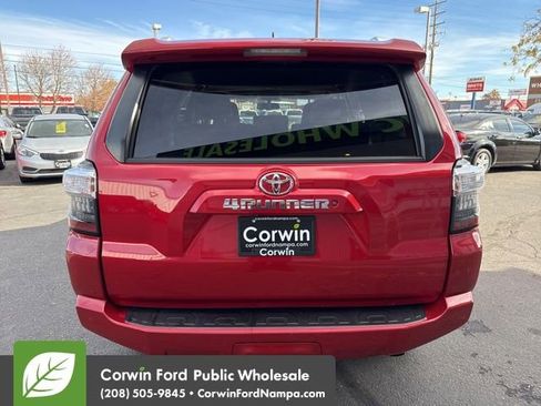 Used 2016 Toyota 4Runner SR5 Premium image 6