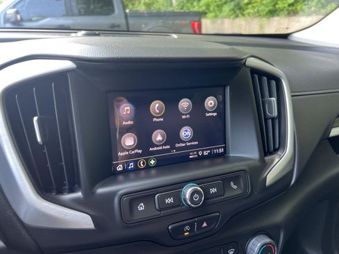 Used 2023 GMC Terrain SLE FWD image 25