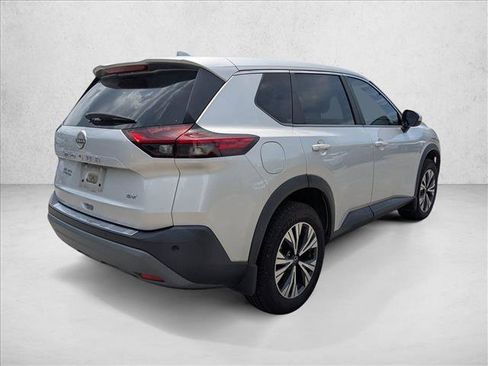 Used 2023 Nissan Rogue SV FWD image 5