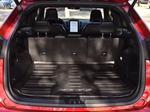 Certified 2022 Ford Edge ST-Line image 33