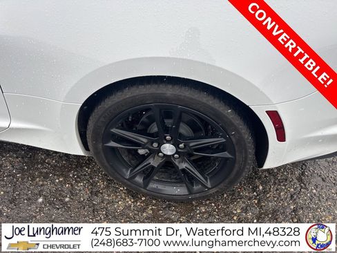Used 2024 Chevrolet Camaro LT w/ RS Package image 10