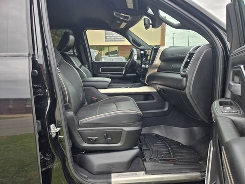 Used 2019 RAM 2500 Laramie w/ Night Edition AWD/4WD image 26