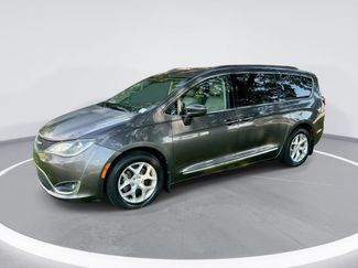 Used 2017 Chrysler Pacifica Touring-L w/ Tire & Wheel Group FWD video 1