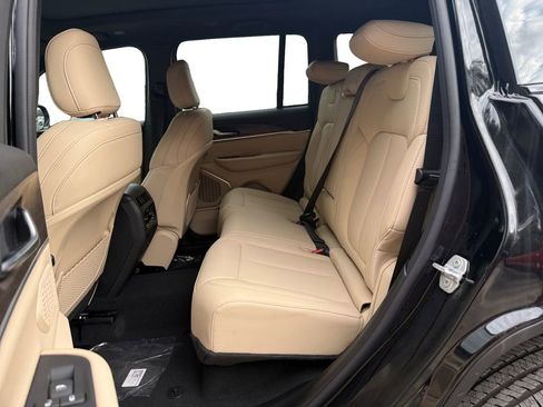 New 2026 Jeep Grand Cherokee Limited w/ Luxury Tech Group II RWD image 13