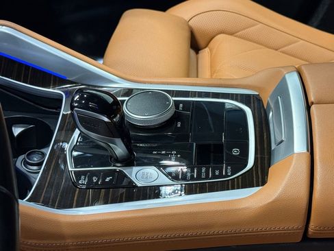 Certified 2023 BMW X6 xDrive40i w/ M Sport Package image 13