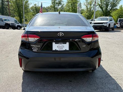 Used 2024 Toyota Corolla LE FWD image 5