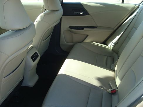 Used 2014 Honda Accord EX-L image 7