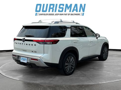 Used 2024 Nissan Pathfinder SL w/ SL Premium Package AWD/4WD image 6