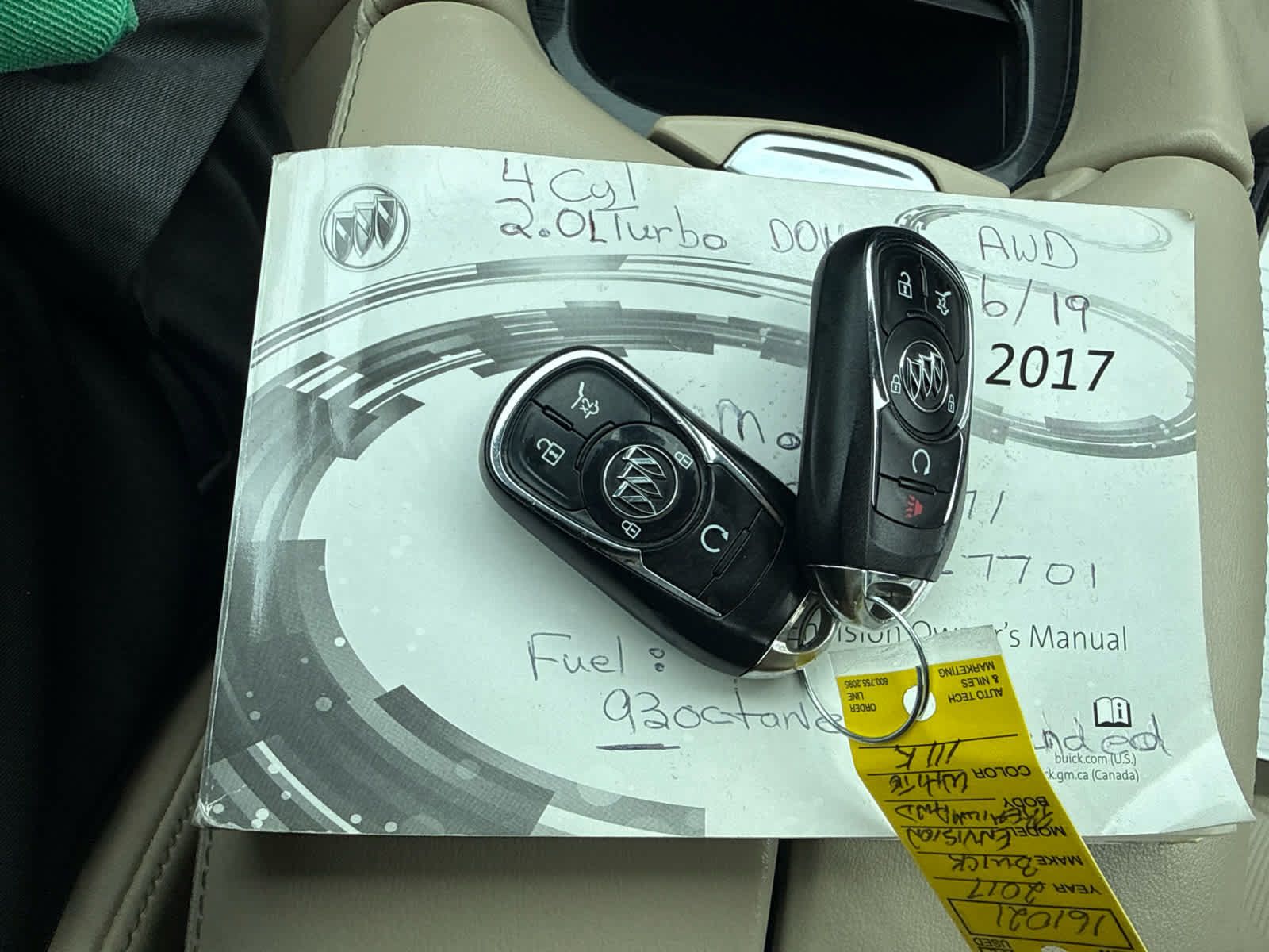 Used 2017 Buick Envision Premium AWD/4WD image 26