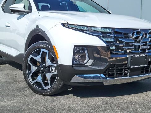 Used 2024 Hyundai Santa Cruz Limited AWD/4WD image 2