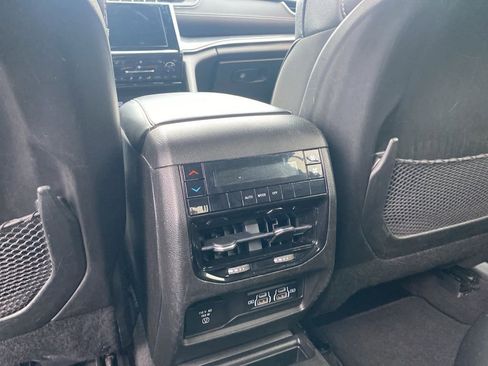 Certified 2021 Jeep Grand Cherokee L Laredo image 21