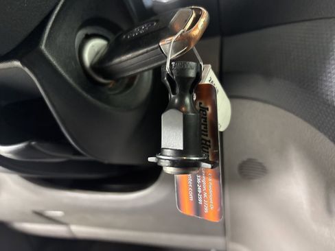 Used 2022 Ford Transit Connect XL image 13