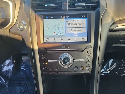 Used 2019 Ford Fusion Energi Titanium image 13