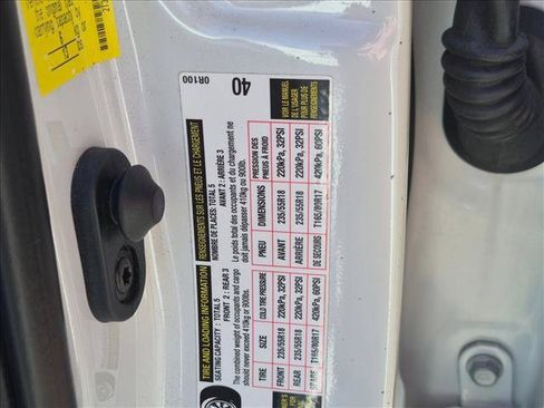 Used 2015 Toyota RAV4 Limited AWD/4WD image 15
