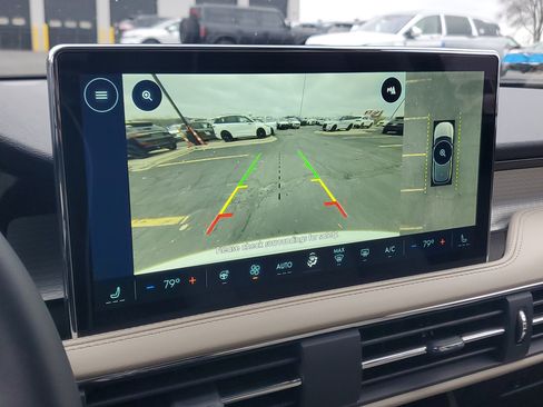 New 2026 Lincoln Corsair Premiere image 21