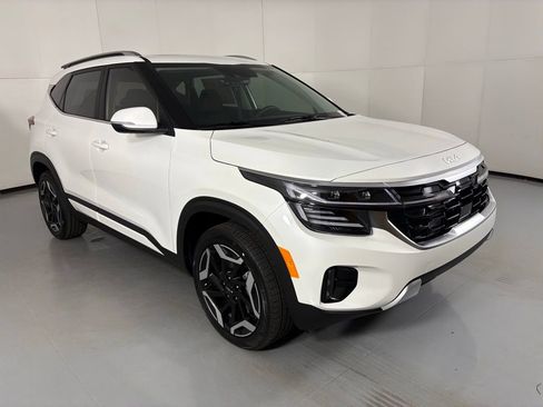 New 2026 Kia Seltos SX image 2