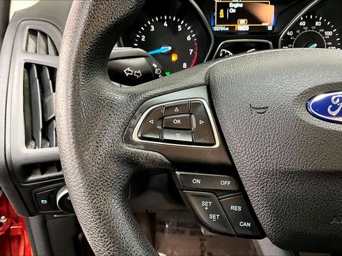 Used 2018 Ford Focus SE image 21