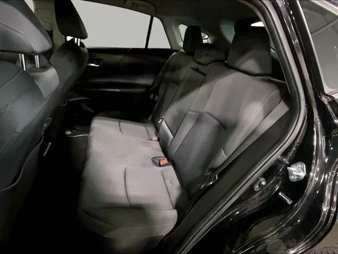 Used 2021 Toyota Venza LE w/ Carpet Mat Package (TMS) AWD/4WD image 21